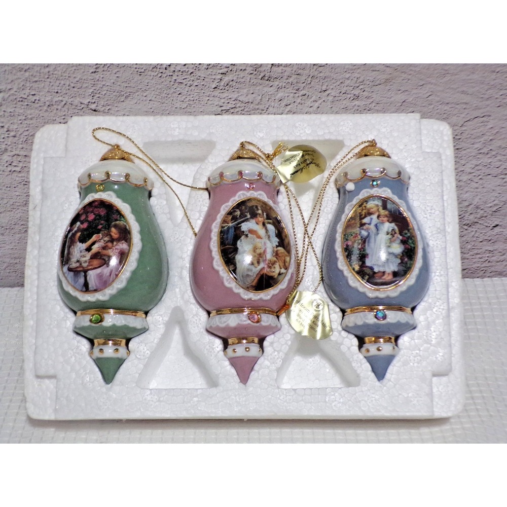 The Bradford Edition Ornaments - Growing Garden - Playful Moment - Tea for Three